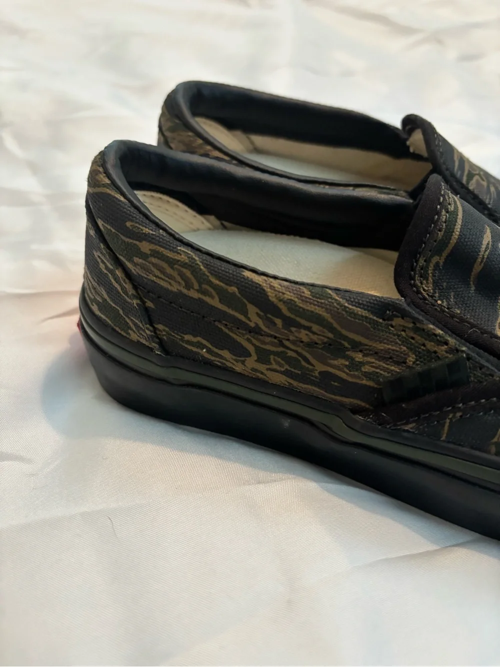 Vans slip design